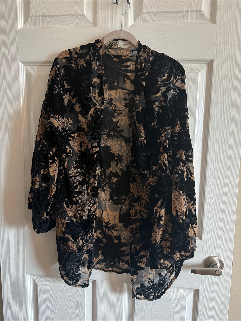 Black Velvet Burnout Floral Kimono